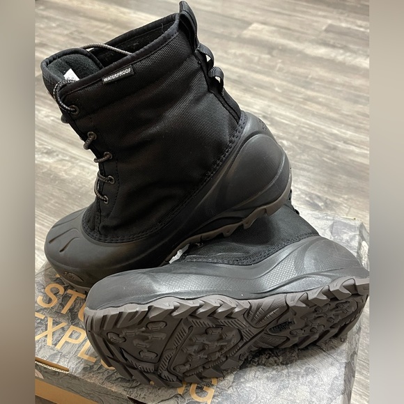 Women’s The North Face winter boots. Size 6. - Picture 4 of 5